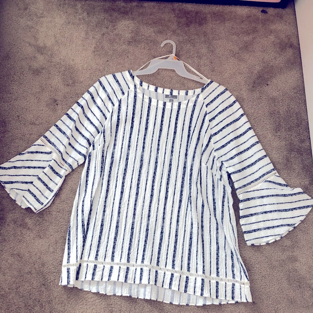 JM Collection Dressy Blouse!